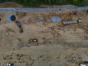 Retaining wall construction on an IR Campbell site